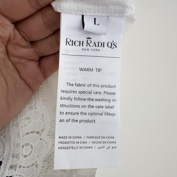 Rich Radi Q's Top Womens Large White Lace Embroidered Tank Vest Boho Elegant - Picture 11 of 16